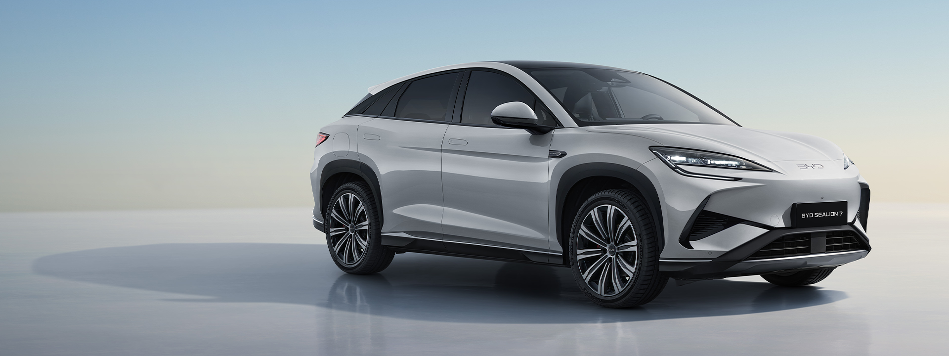 Išskirtinai efektyvus elektrinis visureigis